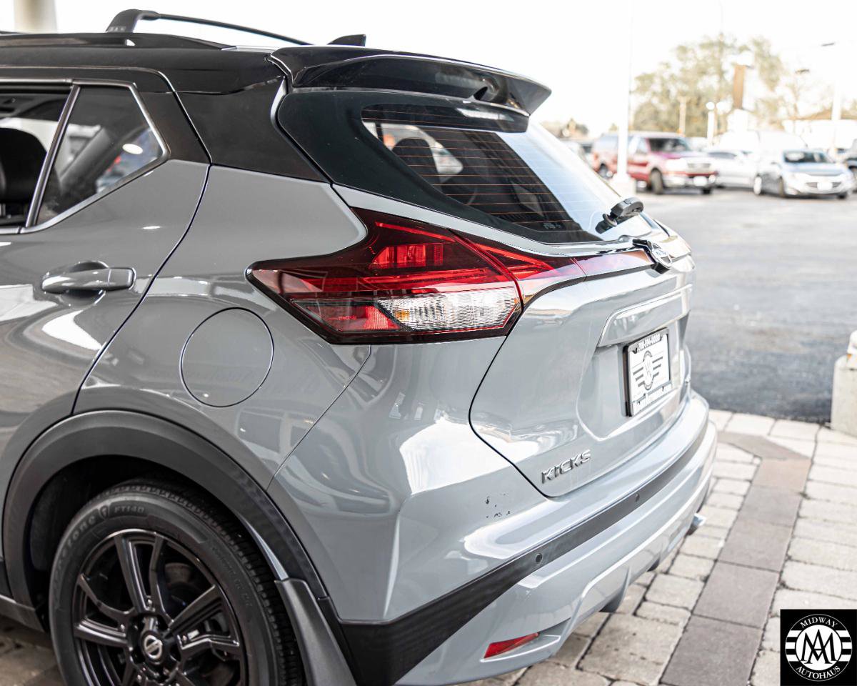 Used 2021 Nissan Kicks SR w/ SR Premium Package FWD image 33