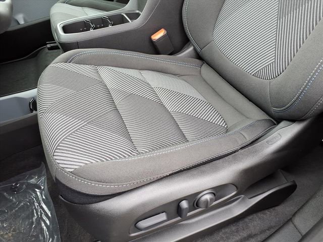 New 2027 Chevrolet Bolt LT w/ Comfort Package FWD image 19