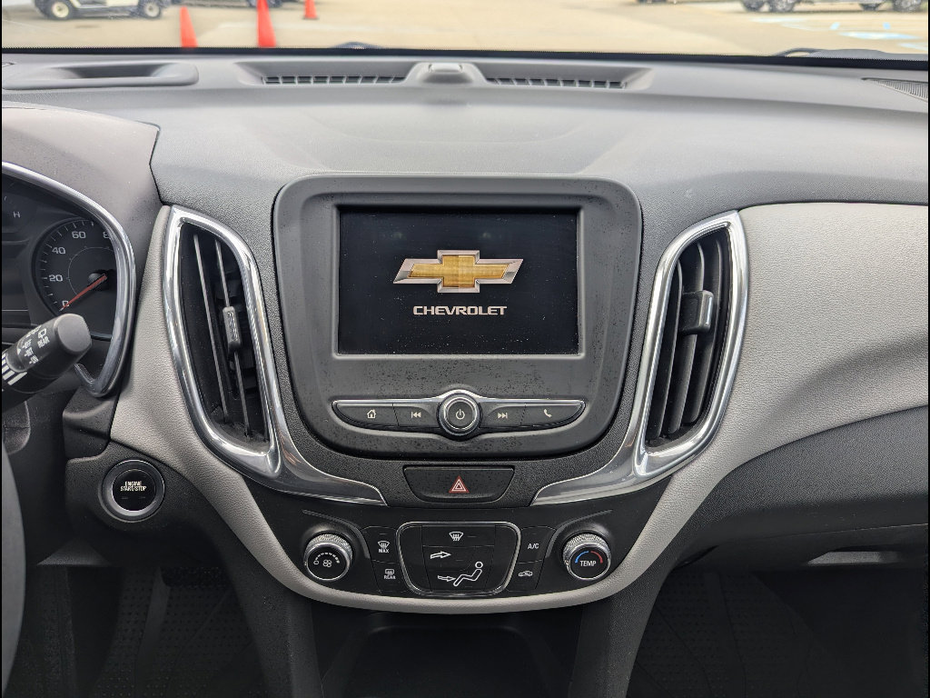 Used 2021 Chevrolet Equinox LS w/ LS Convenience Package image 29