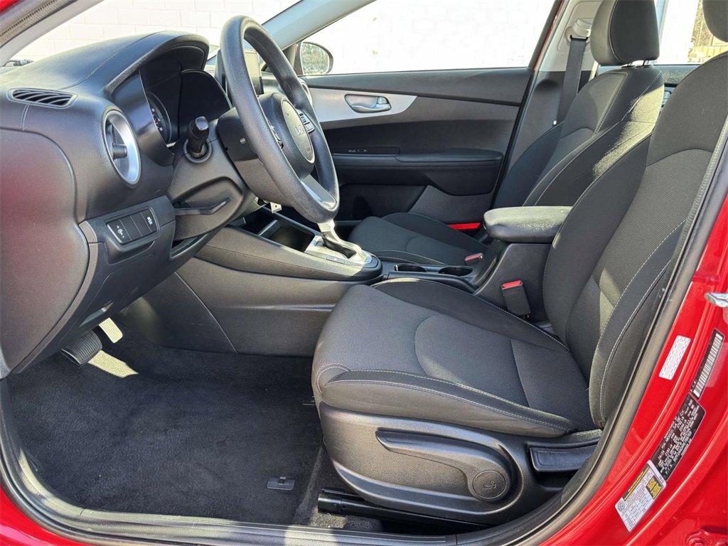 Used 2024 Kia Forte LXS image 19