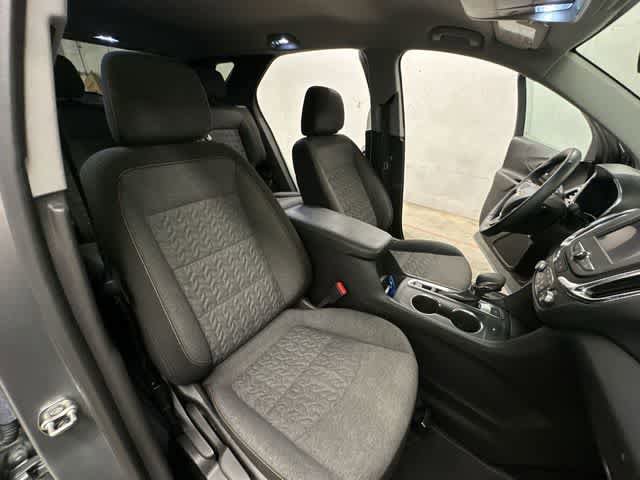 Used 2024 Chevrolet Equinox LT AWD/4WD image 21