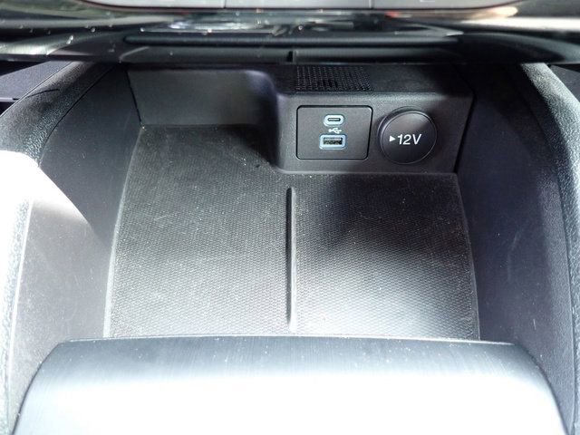 Used 2022 Ford Escape SE w/ Cold Weather Package image 25