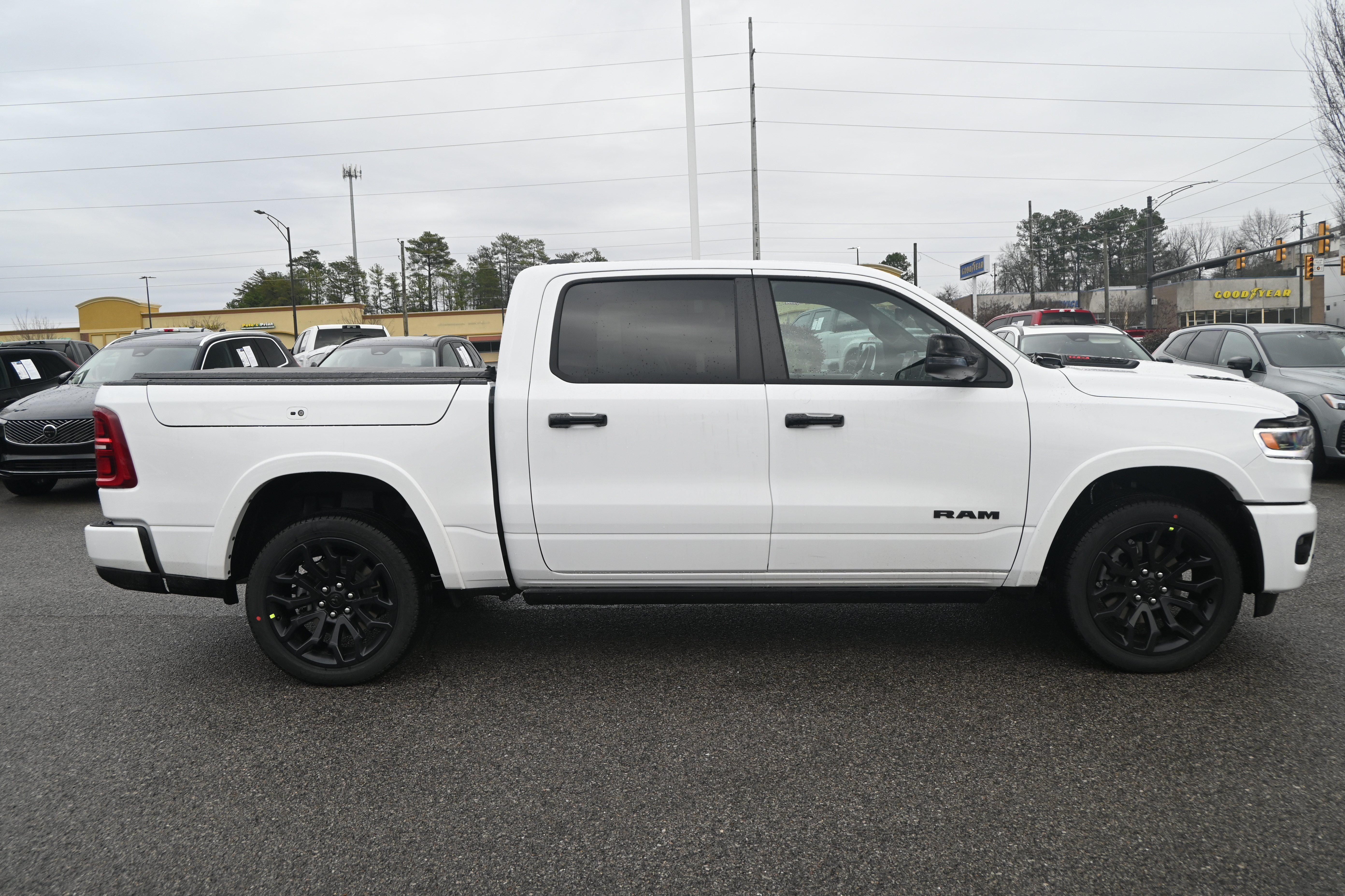 New 2026 RAM 1500 Limited AWD/4WD image 11