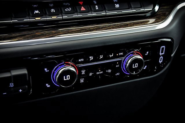 New 2025 GMC Sierra 1500 SLE w/ Preferred Package image 18