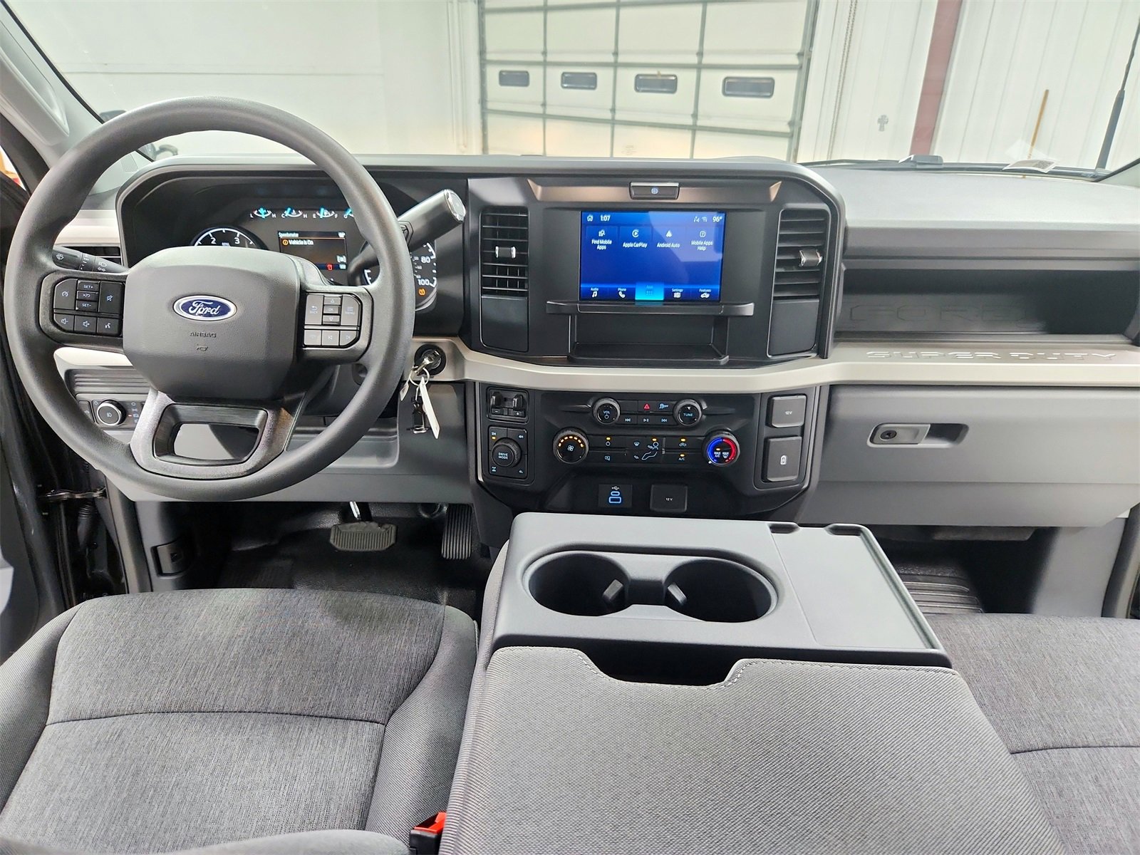 New 2025 Ford F250 XL w/ XL Chrome Package image 25