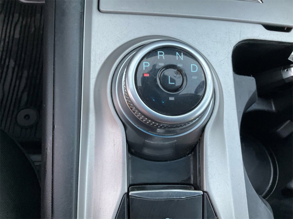 Used 2023 Ford Explorer XLT image 36