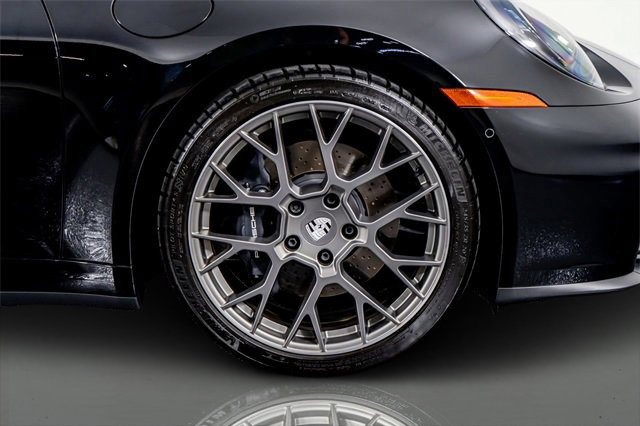 Used 2025 Porsche 911 Carrera image 7