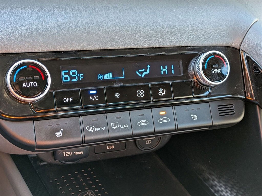 Used 2022 Hyundai Elantra SEL w/ Convenience Package image 21