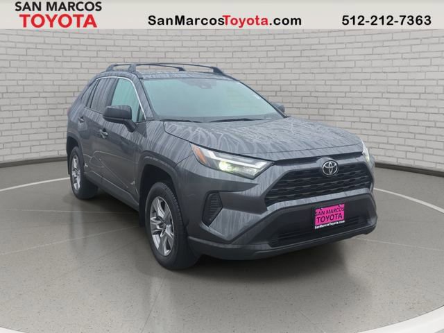 Used 2025 Toyota RAV4 LE image 3