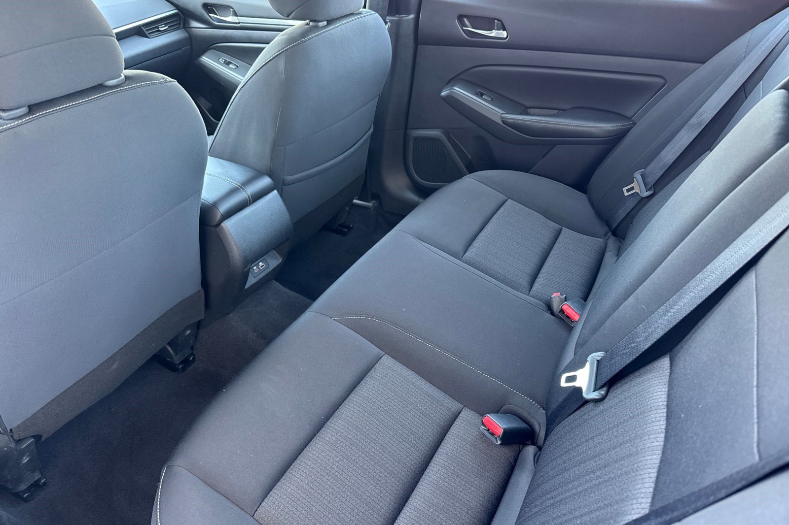 Used 2022 Nissan Altima 2.5 SV FWD image 26