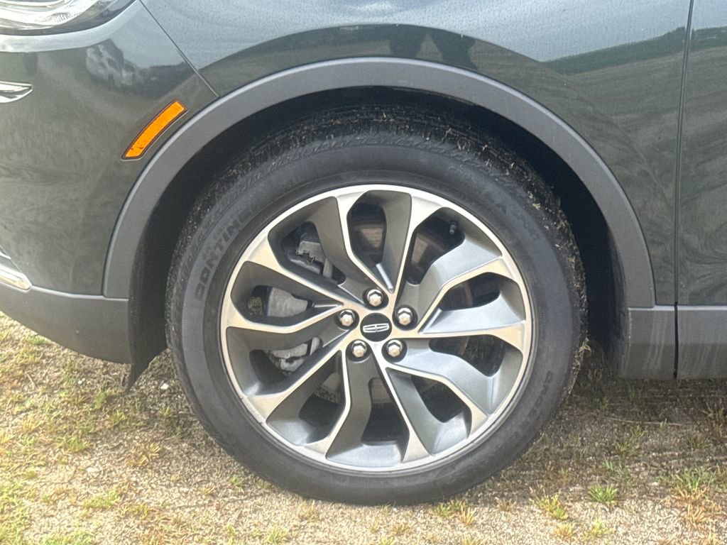 Used 2023 Lincoln Nautilus Reserve AWD/4WD image 18