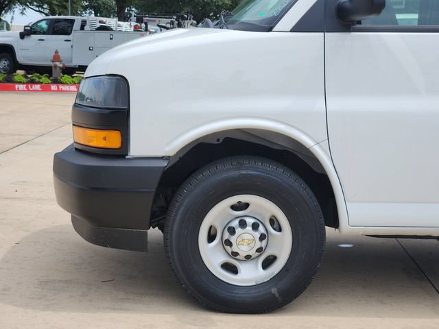 New 2025 Chevrolet Express 2500 Extended RWD image 14