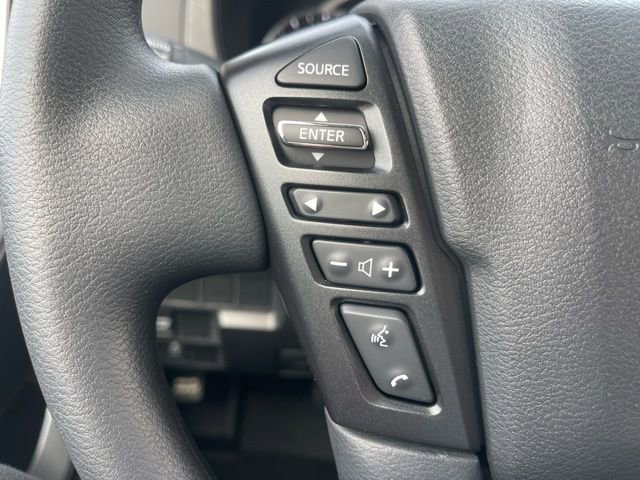 Used 2024 Nissan Frontier SV w/ Technology Package image 23