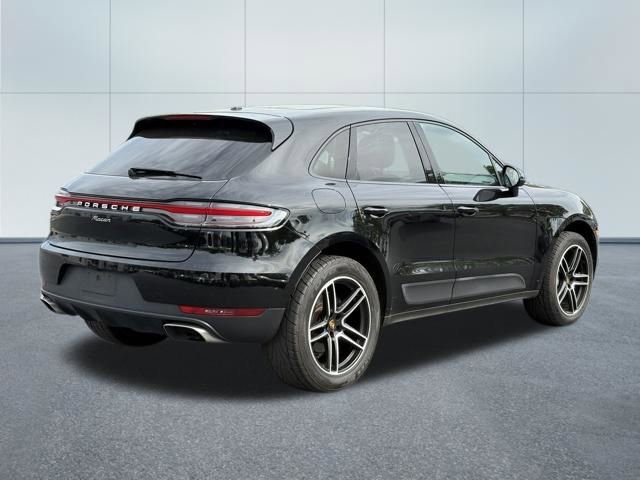 Used 2021 Porsche Macan w/ Premium Package AWD/4WD image 3