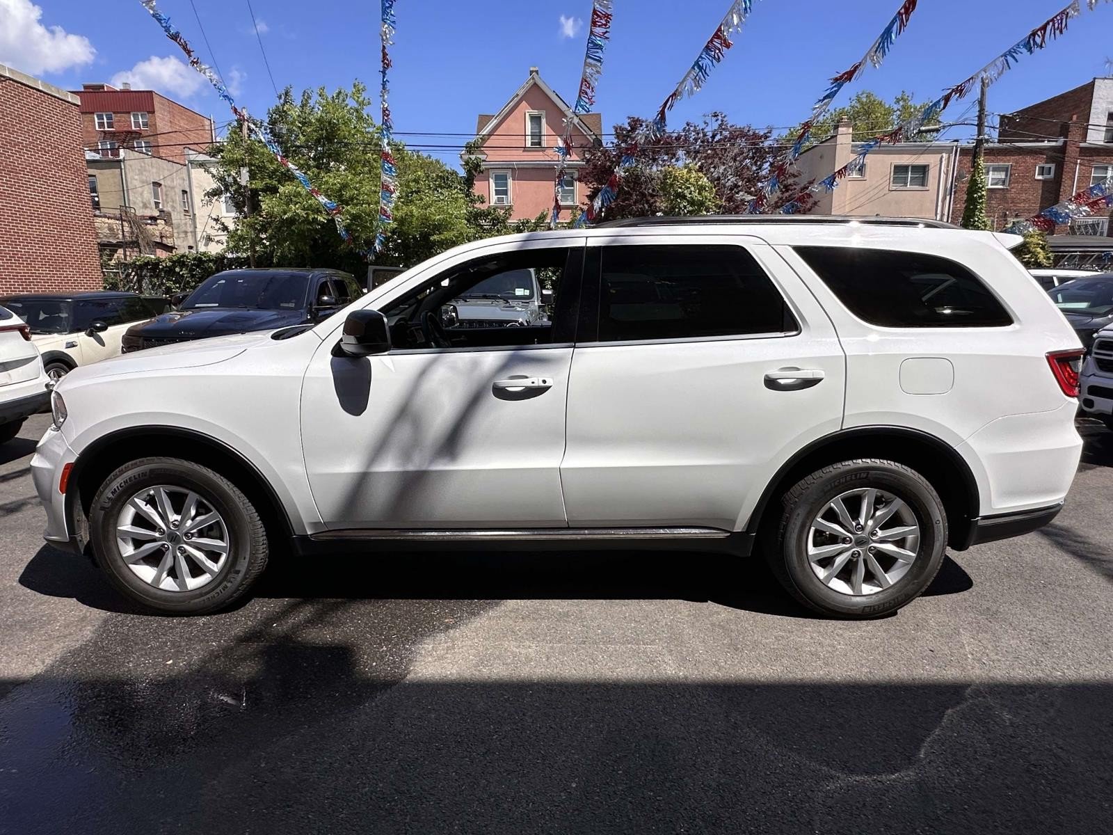 Used 2023 Dodge Durango SXT Launch Edition AWD/4WD image 7