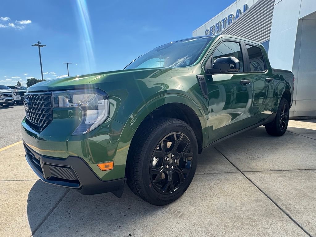 New 2025 Ford Maverick XLT w/ Black Appearance Package image 8