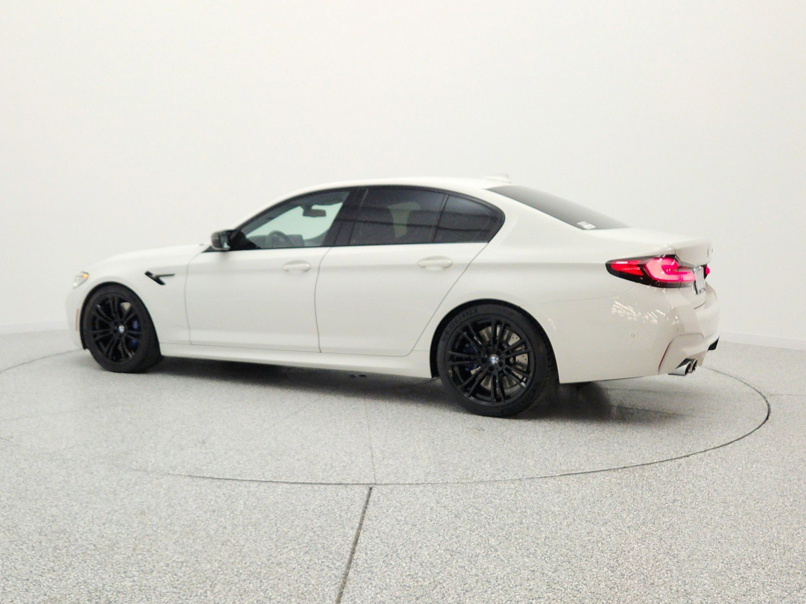 Used 2021 BMW M5 w/ Executive Package AWD/4WD image 8