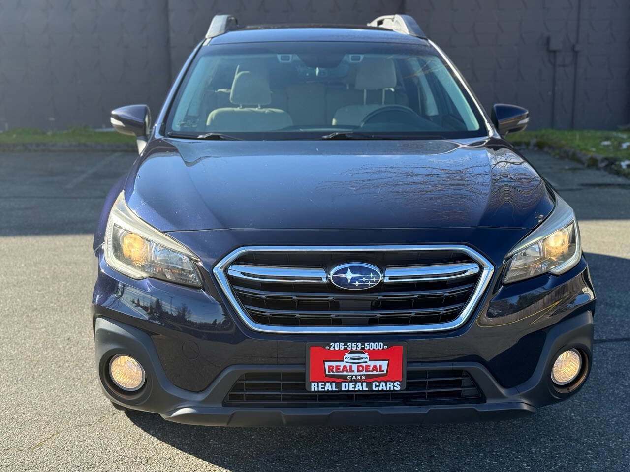 Used 2018 Subaru Outback 2.5i Premium image 2