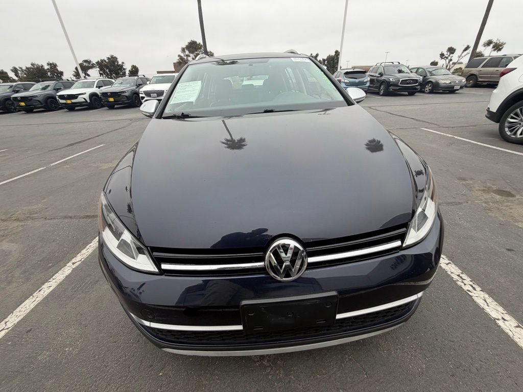 Used 2017 Volkswagen Golf Alltrack SE AWD/4WD image 4