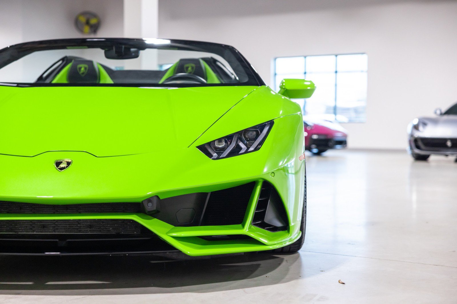 Used 2023 Lamborghini Huracan EVO AWD/4WD image 21