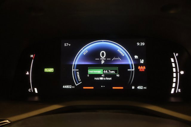Used 2025 Toyota Camry LE FWD image 16