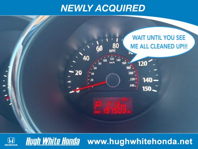 Used 2011 Kia Sorento EX image 2