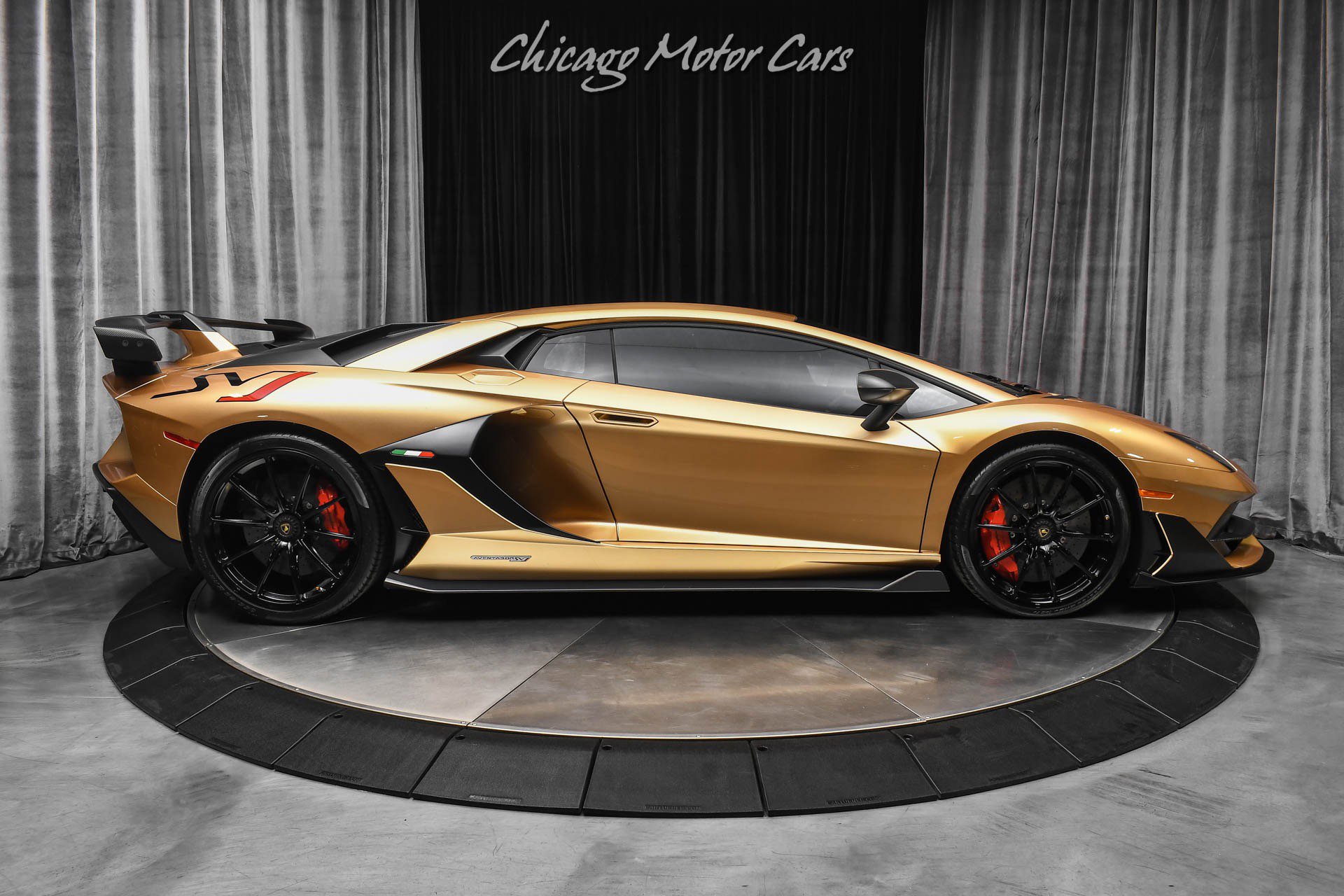 Used 2019 Lamborghini Aventador SVJ AWD/4WD image 50