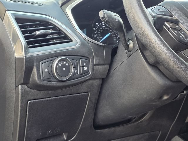 Used 2021 Ford Edge Titanium AWD/4WD image 23