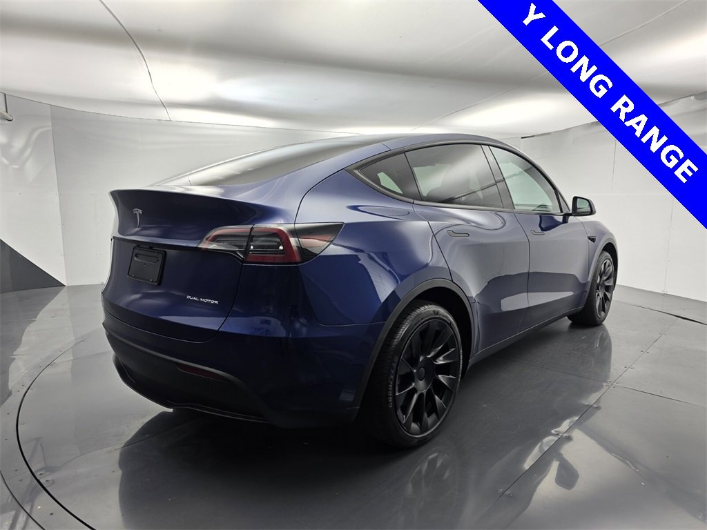 Used 2023 Tesla Model Y Long Range image 4