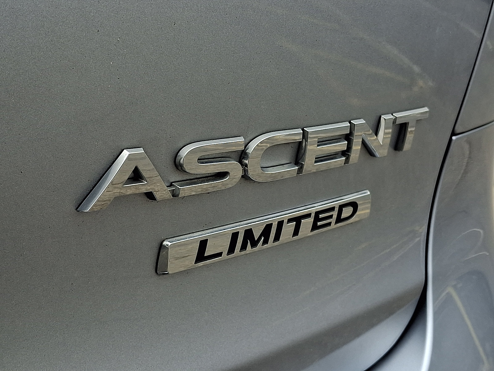 Used 2024 Subaru Ascent Limited w/ Technology Package AWD/4WD image 30