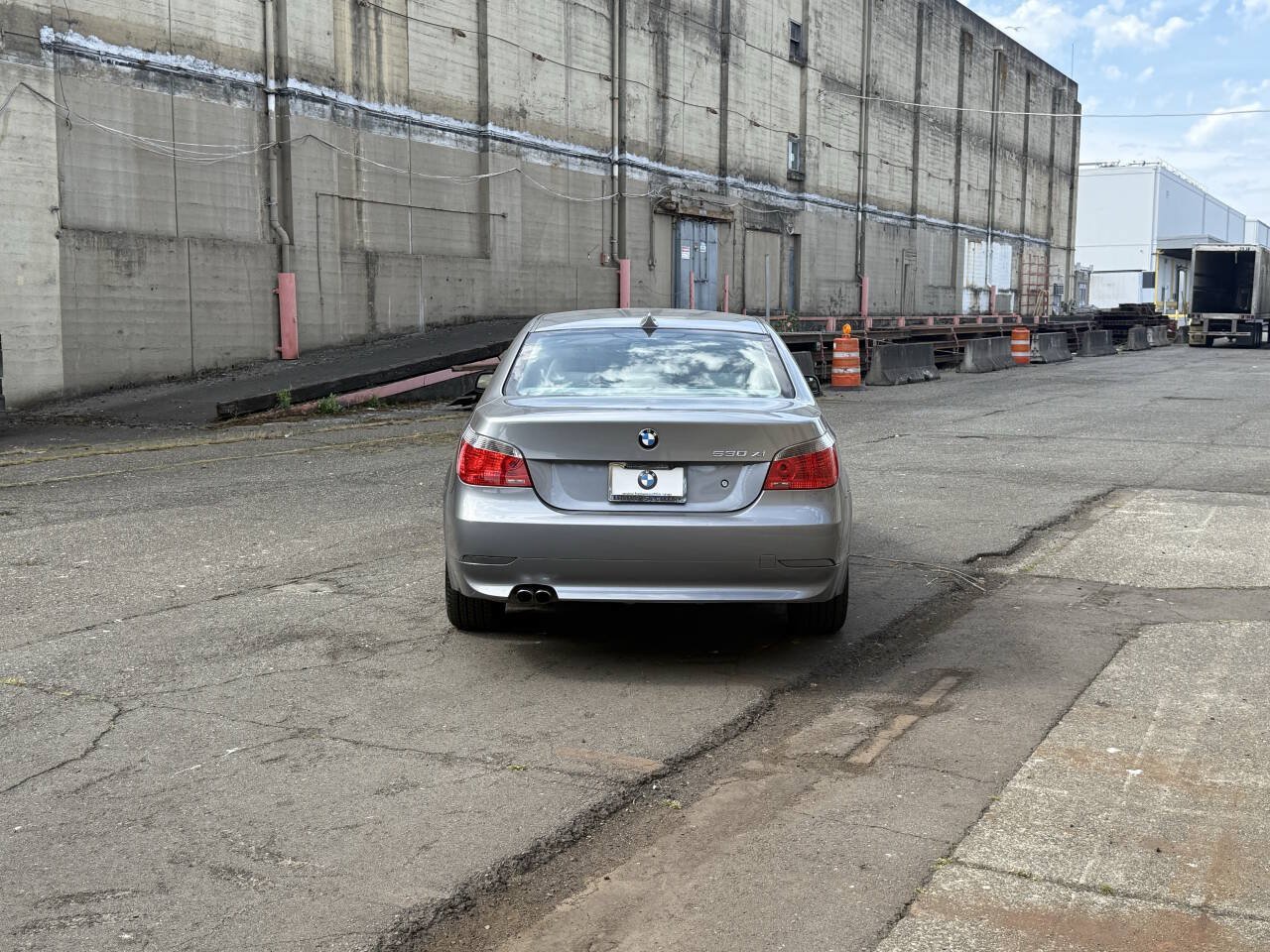 Used 2007 BMW 530xi Sedan AWD/4WD image 8