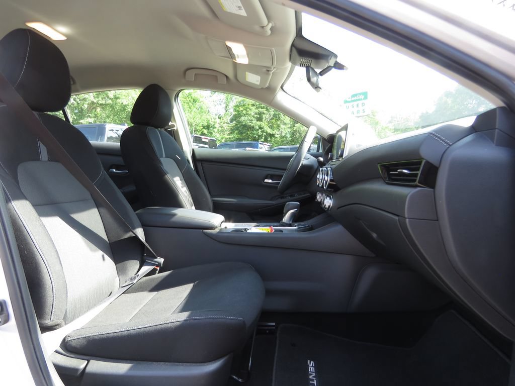 Used 2020 Nissan Sentra SV FWD image 13