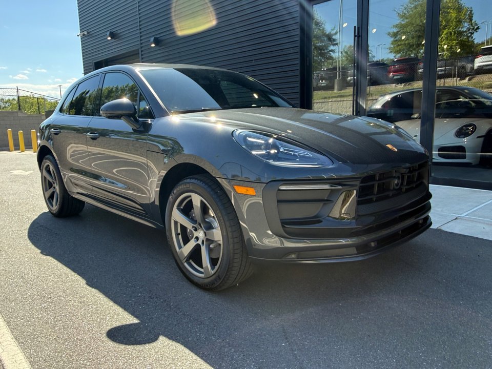 New 2026 Porsche Macan Turbo AWD/4WD image 9