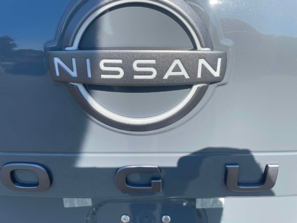 New 2027 Nissan Rogue SV FWD image 13