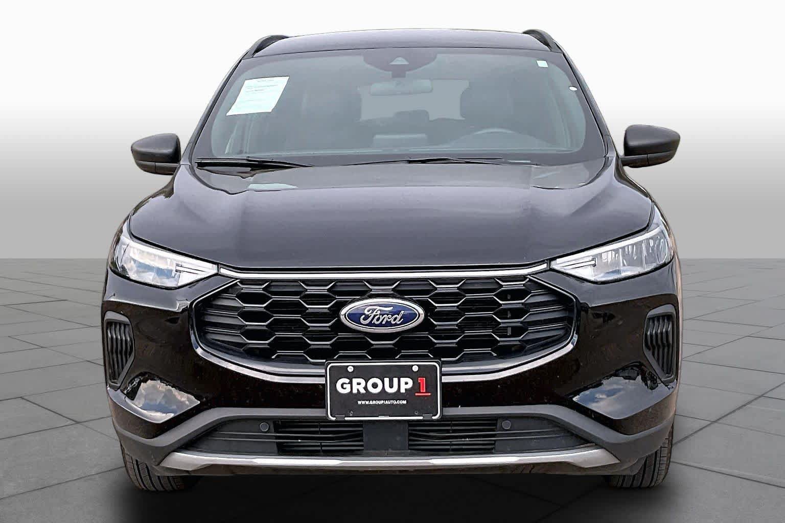 Used 2025 Ford Escape ST-Line FWD image 4