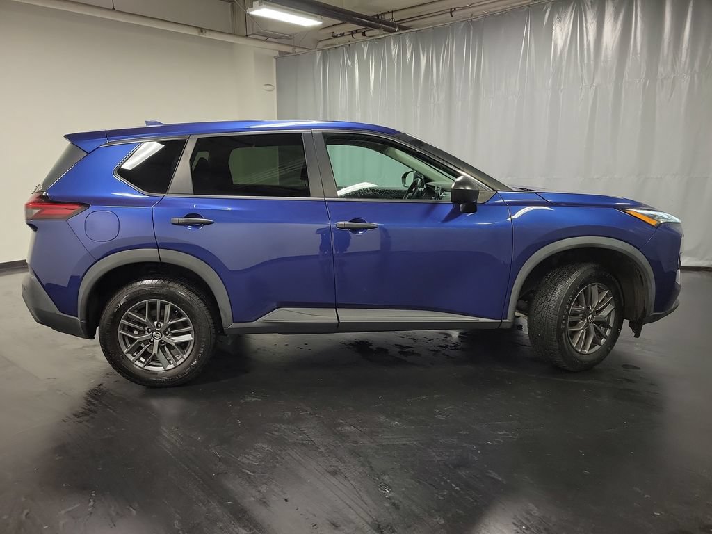 Used 2021 Nissan Rogue S AWD/4WD image 9