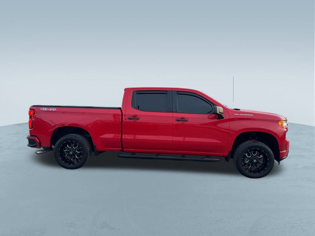 Used 2020 Chevrolet Silverado 1500 Custom w/ Custom Value Package image 9