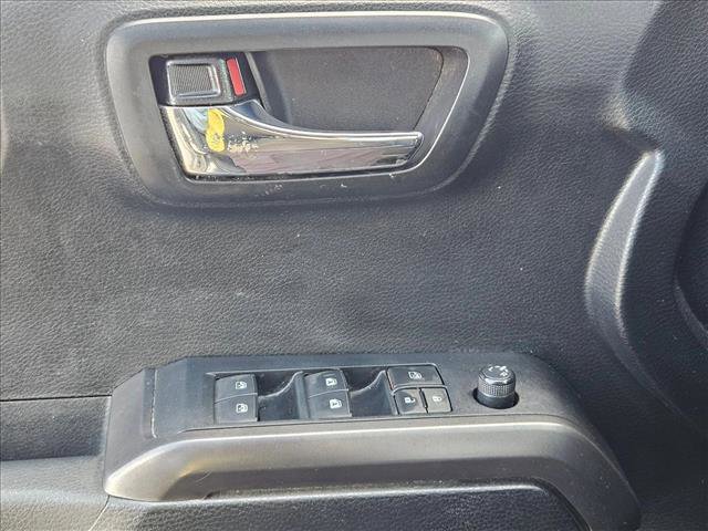 Used 2021 Toyota Tacoma TRD Sport image 6