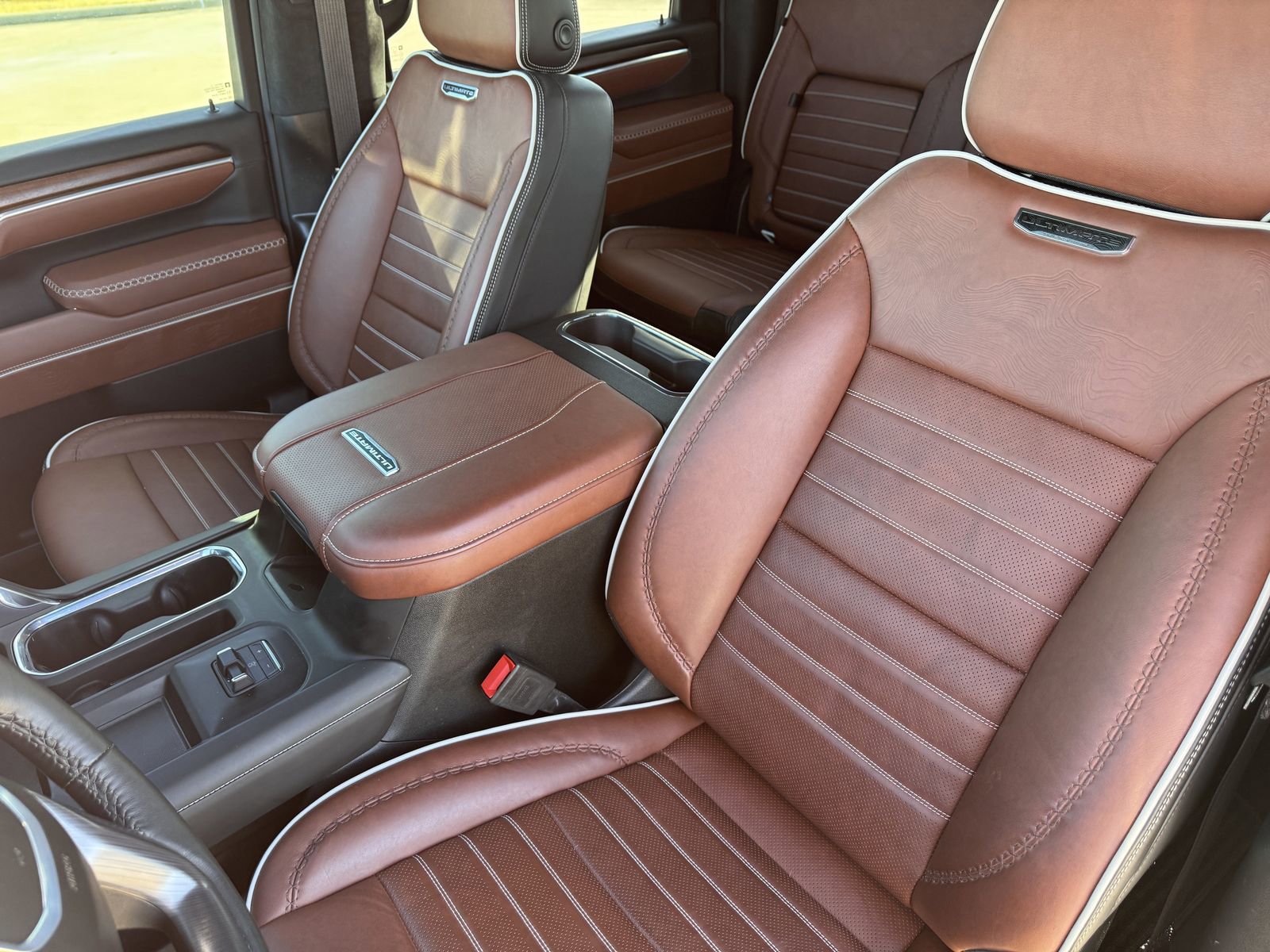 Used 2025 GMC Sierra 2500 Denali Ultimate image 25