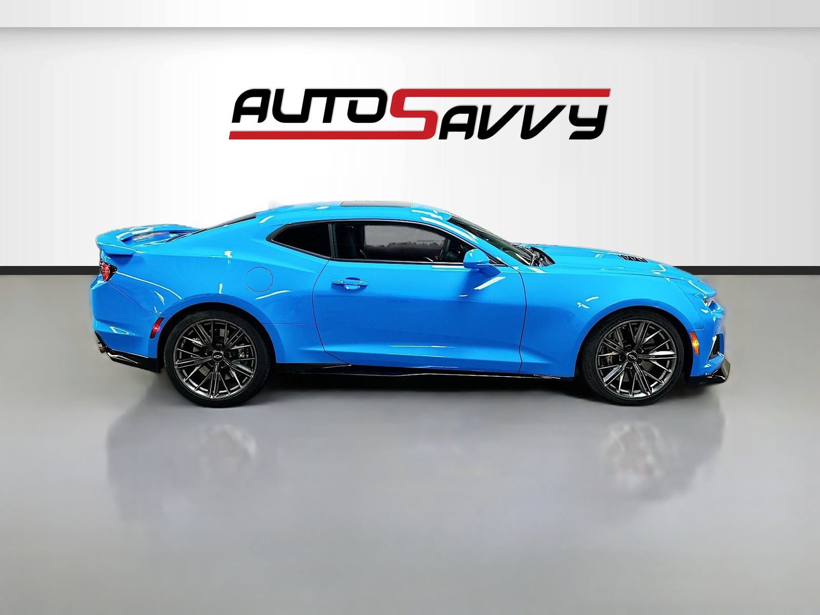 Used 2023 Chevrolet Camaro ZL1 RWD image 8