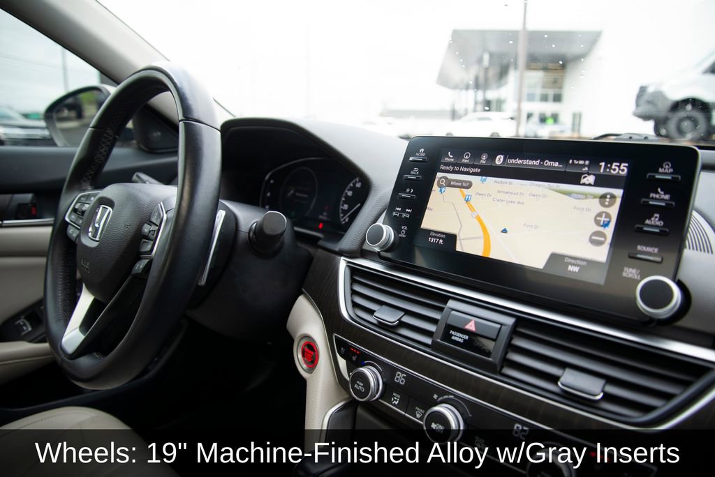 Used 2018 Honda Accord Touring image 22