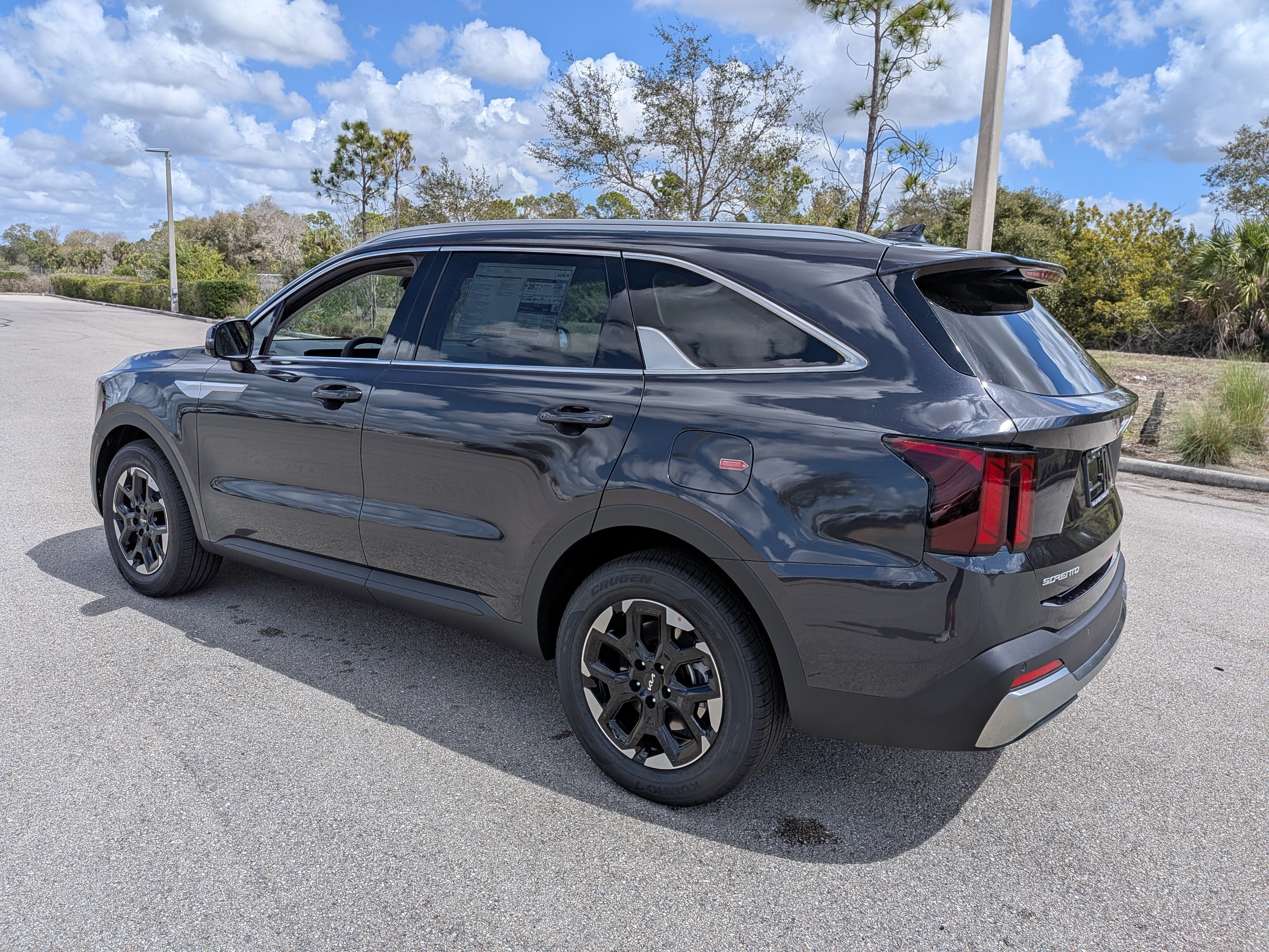 New 2026 Kia Sorento S FWD image 7
