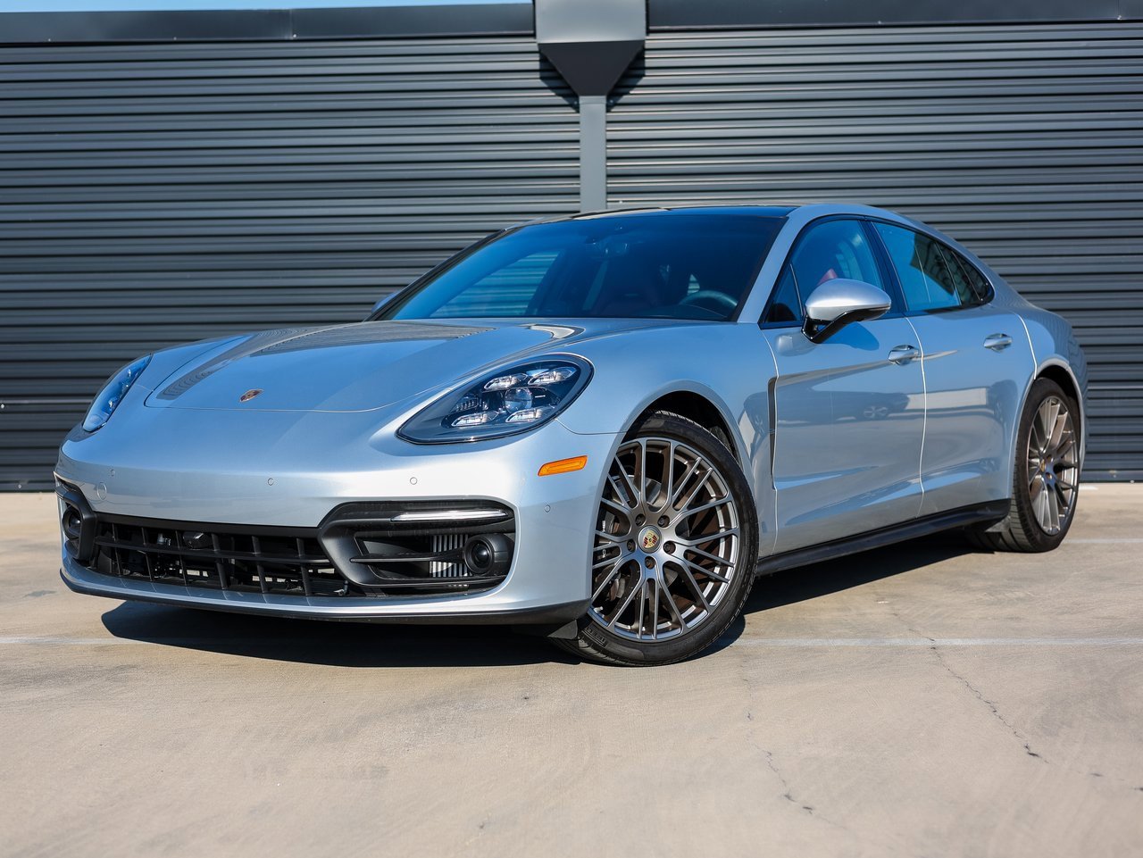 Certified 2023 Porsche Panamera Platinum Edition video 1