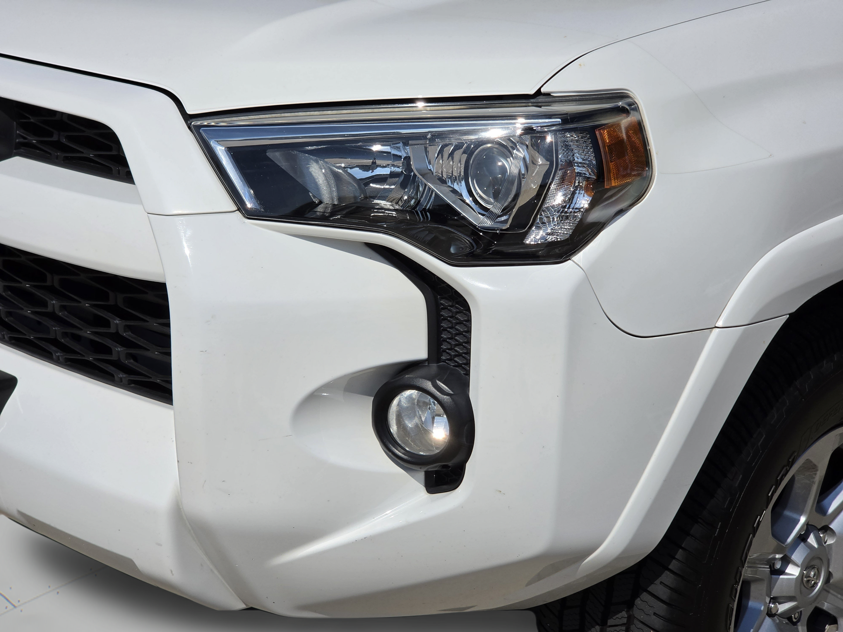 Used 2017 Toyota 4Runner SR5 Premium AWD/4WD image 37