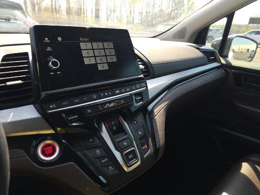 Used 2025 Honda Odyssey Touring image 7