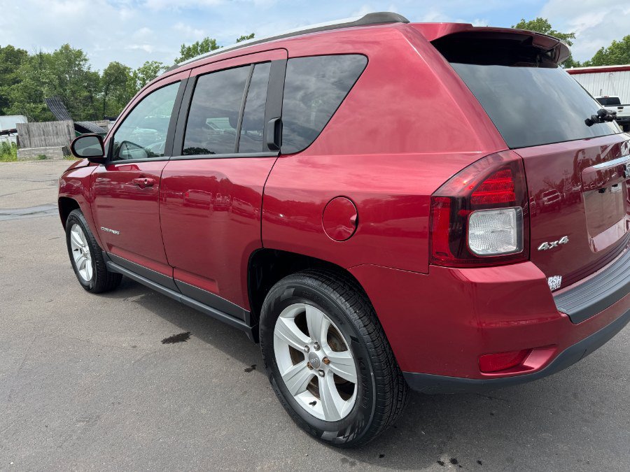 Used 2016 Jeep Compass Latitude AWD/4WD image 10