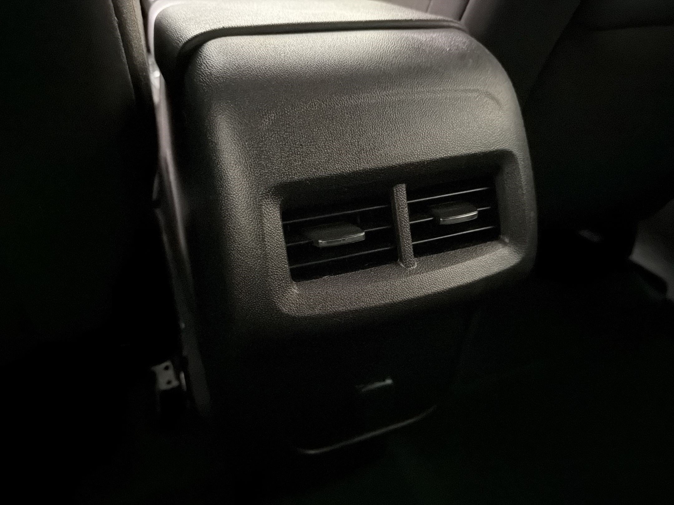 Used 2018 Chevrolet Equinox LT FWD image 31