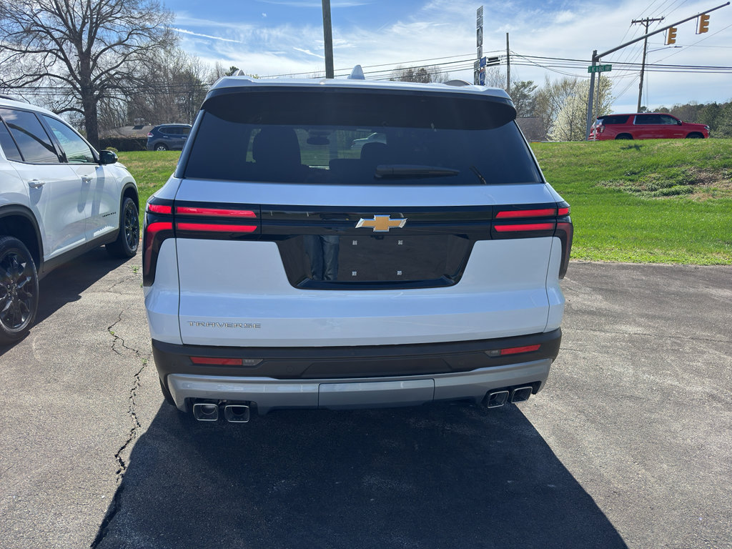 New 2026 Chevrolet Traverse LT FWD image 5