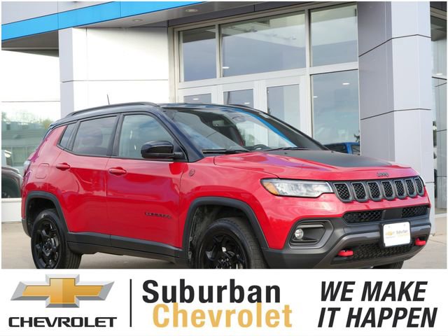 Used 2024 Jeep Compass Trailhawk AWD/4WD image 1