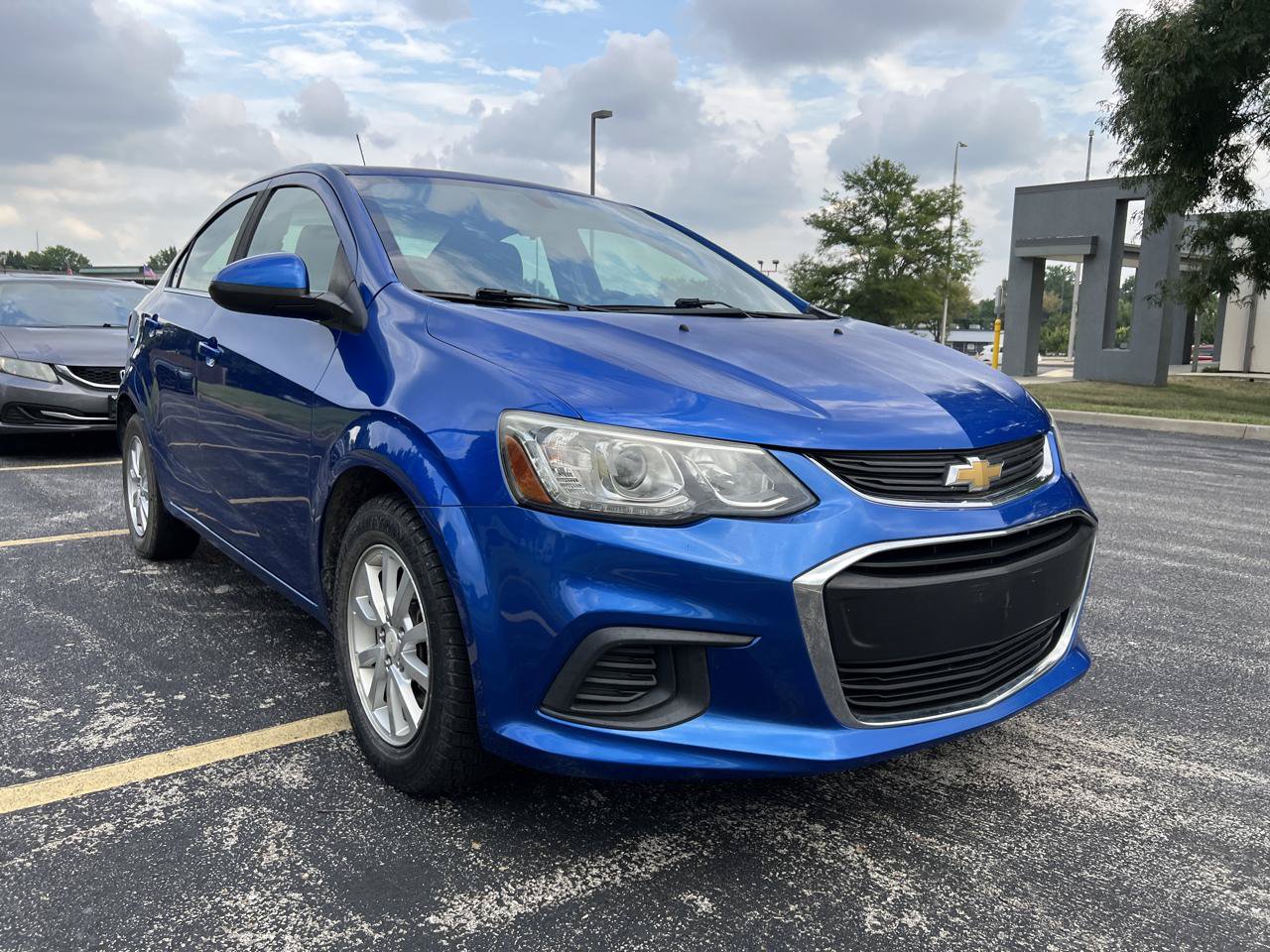 Used 2017 Chevrolet Sonic LT FWD image 8